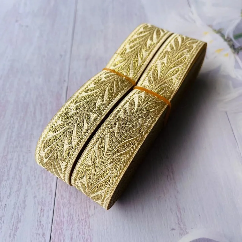 10 jardów / partii Tkana wstążka żakardowa Etniczna koronka Złota 2,5 cm Geometryczny wzór figur Akcesoria odzieżowe LS-9448