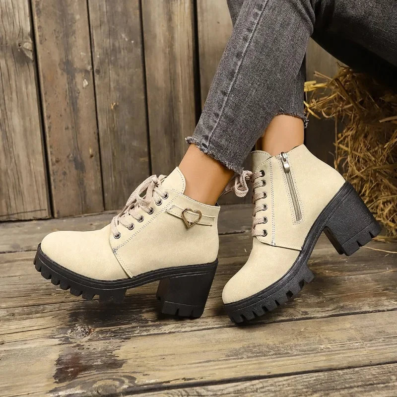 أحذية نسائية كبيرة بكعب عالٍ وسحاب جانبي موضة خريف وشتاء 2025 أحذية نسائية جديدة بكعب مربع منخفض القطع