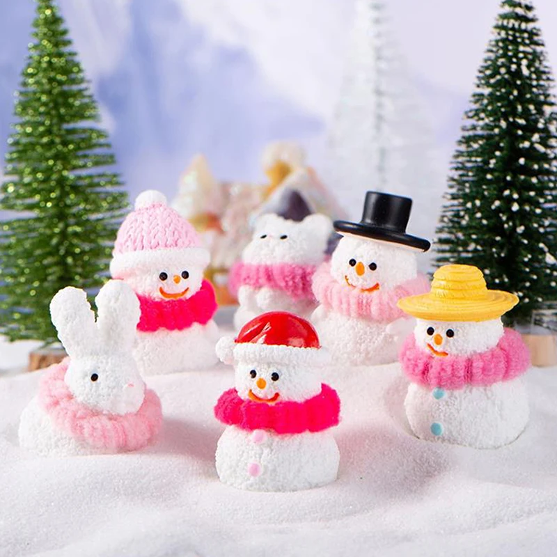 Mini Christmas Snowman Bunny Kitten Micro Landscape Ornaments Car Home Desktop Resin Decoration Christmas Accessories Kids Gifts