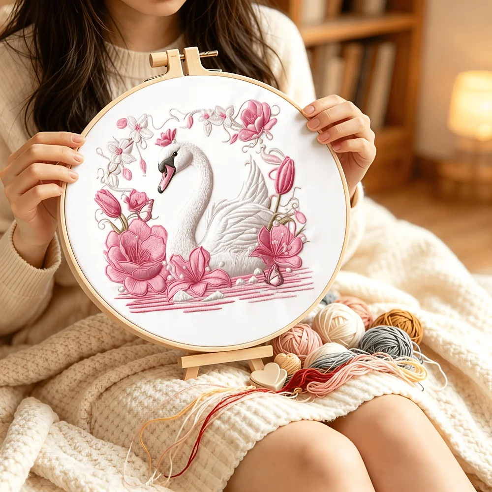 Embroidery Stitch Practice Kit Pre‑Printed Fabric Bamboo Hoop Thread Needles Learning Hand‑Stitching Craft Set