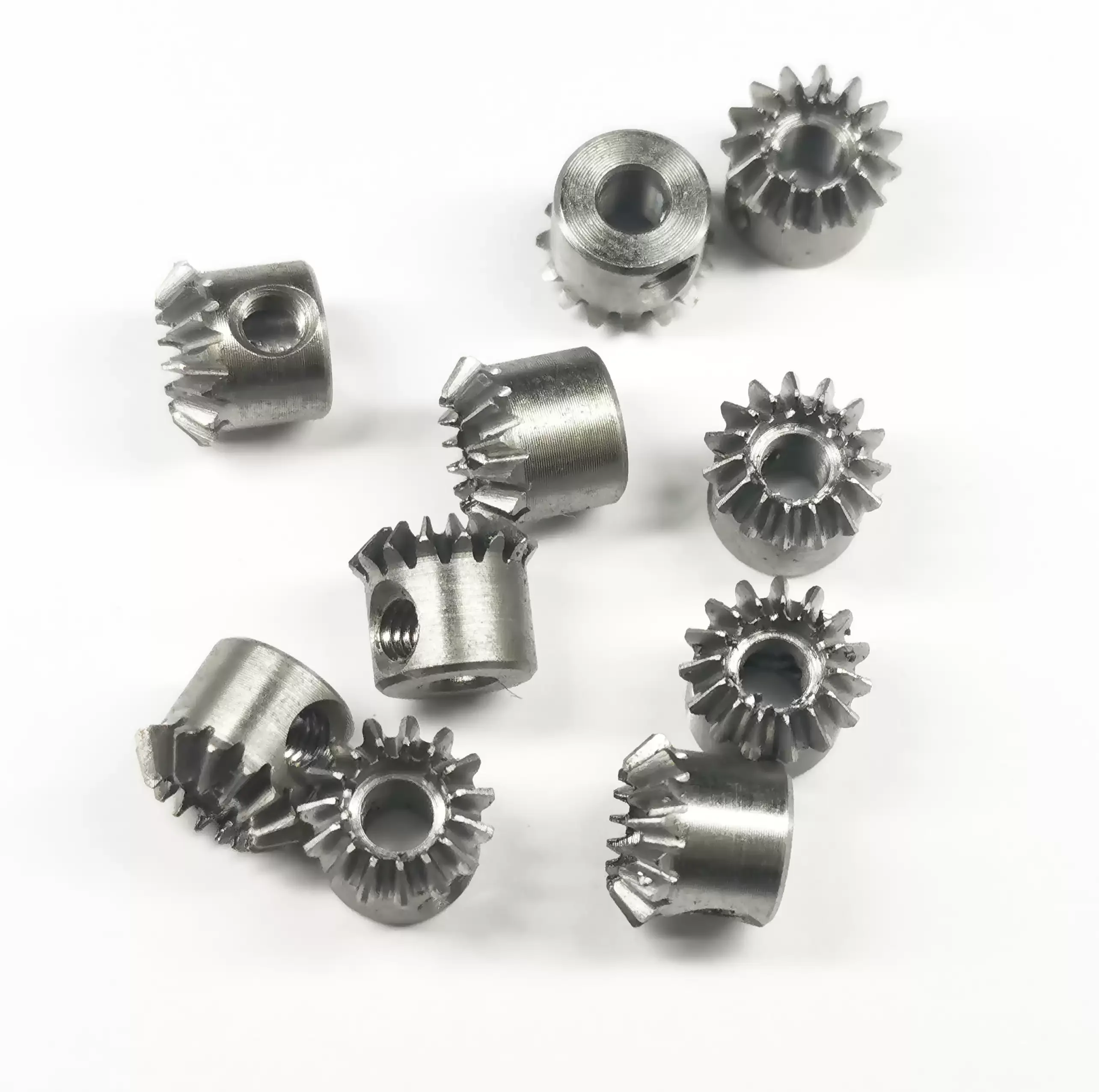 0.5M 15teeth shaft hole 3mm with top wire metal 45 # steel bevel gear bevel gear 90 degree 1:1 transmission car model gear