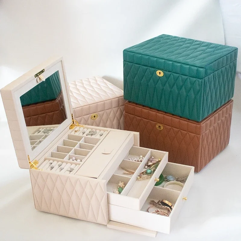 CLL Jewelry Box with Lock Jewelry Box Princess Necklace Jewelry Storage Wedding Display Pendant Gift Box