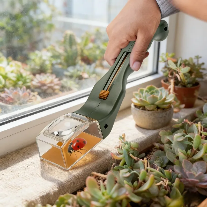 Multifunctional Portable Insect Catcher Safe Release Mechanism Push Type Handheld Insect Trap Comfortable Grip Garden Accessory