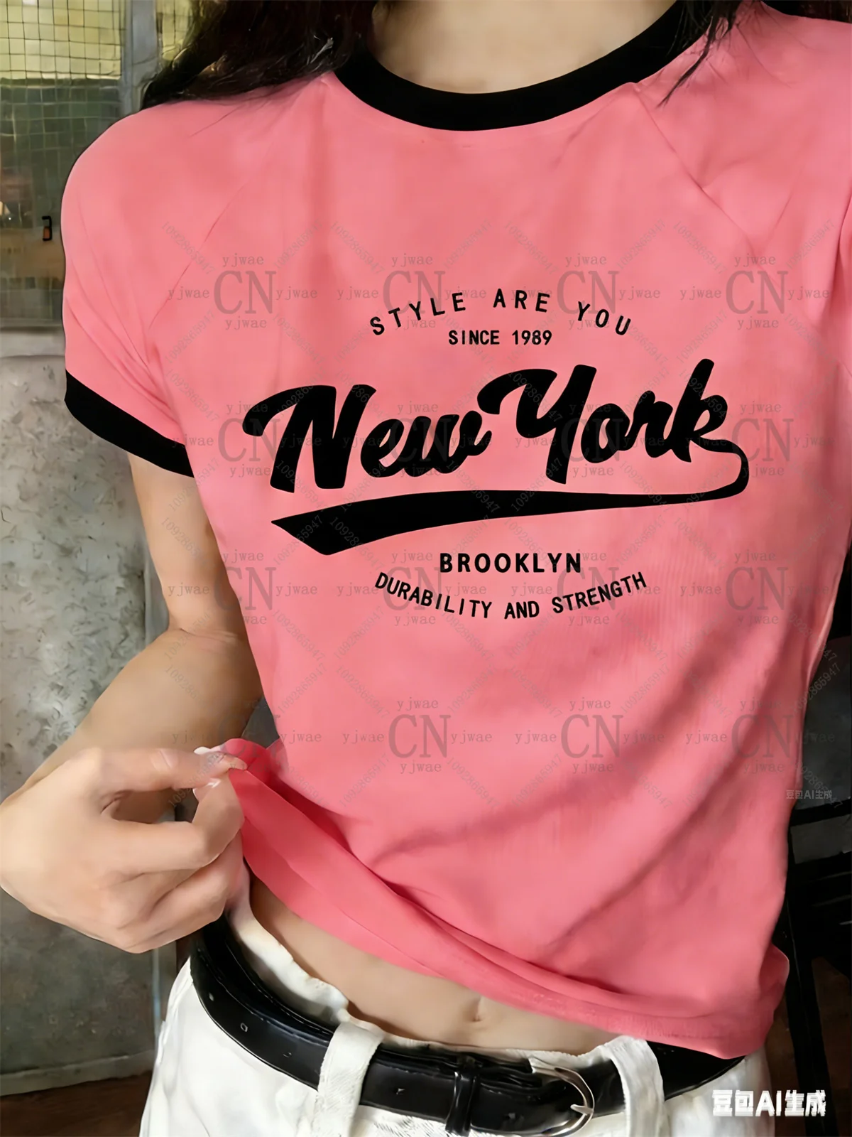 Koreanisches O-Neck Streetwear T-Shirt Hochwertiges Kurzarm-Oberteil mit New York Grafikdesign Y2k Mode Tee Sommer Damen T-Shirt