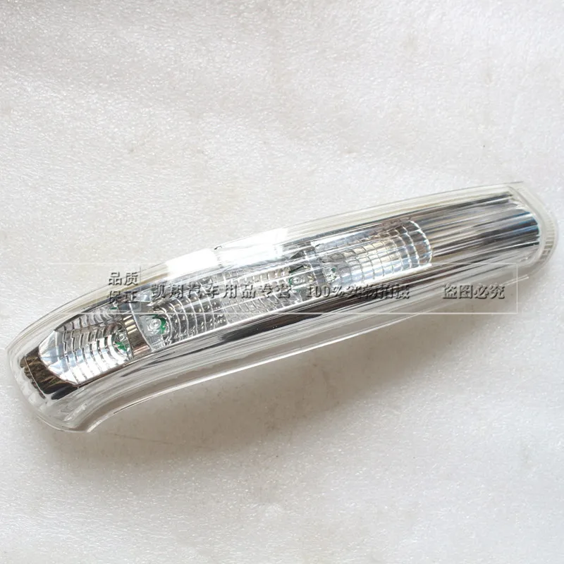 

Светодиодсветильник лампа для зеркала заднего вида Chevrolet Captiva