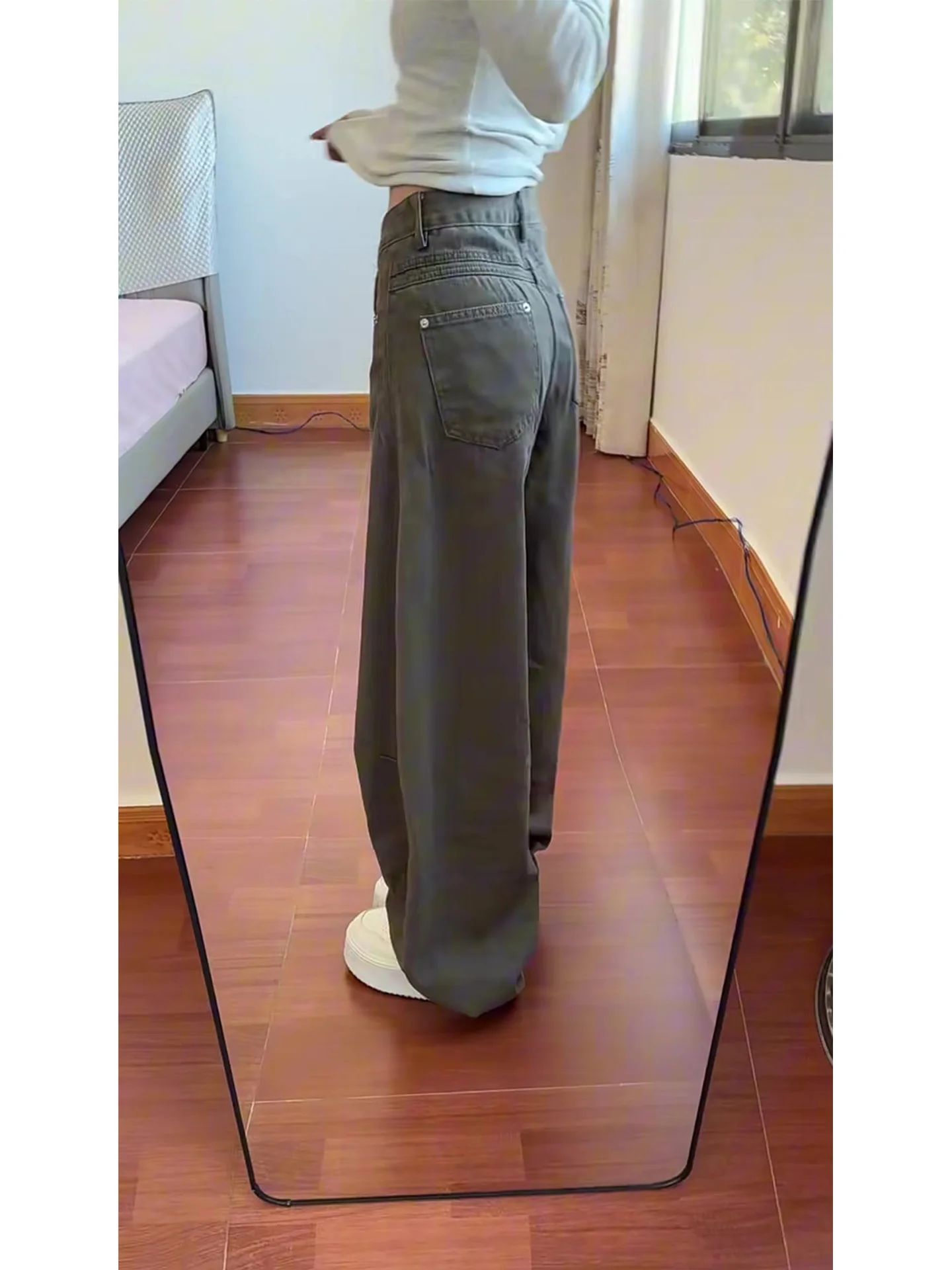 High Waist Wide Leg Denim Jeans Women's Loose Fit Bootcut Jeans Fall Winter Casual High Waist Bell Bot Jeans