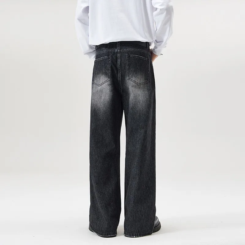Loose Fit Straight Leg Jeans Full Length with Pocket Decoration Sand Washed Zip Fly Water Washed No Stretch Mid Waist Men Pants