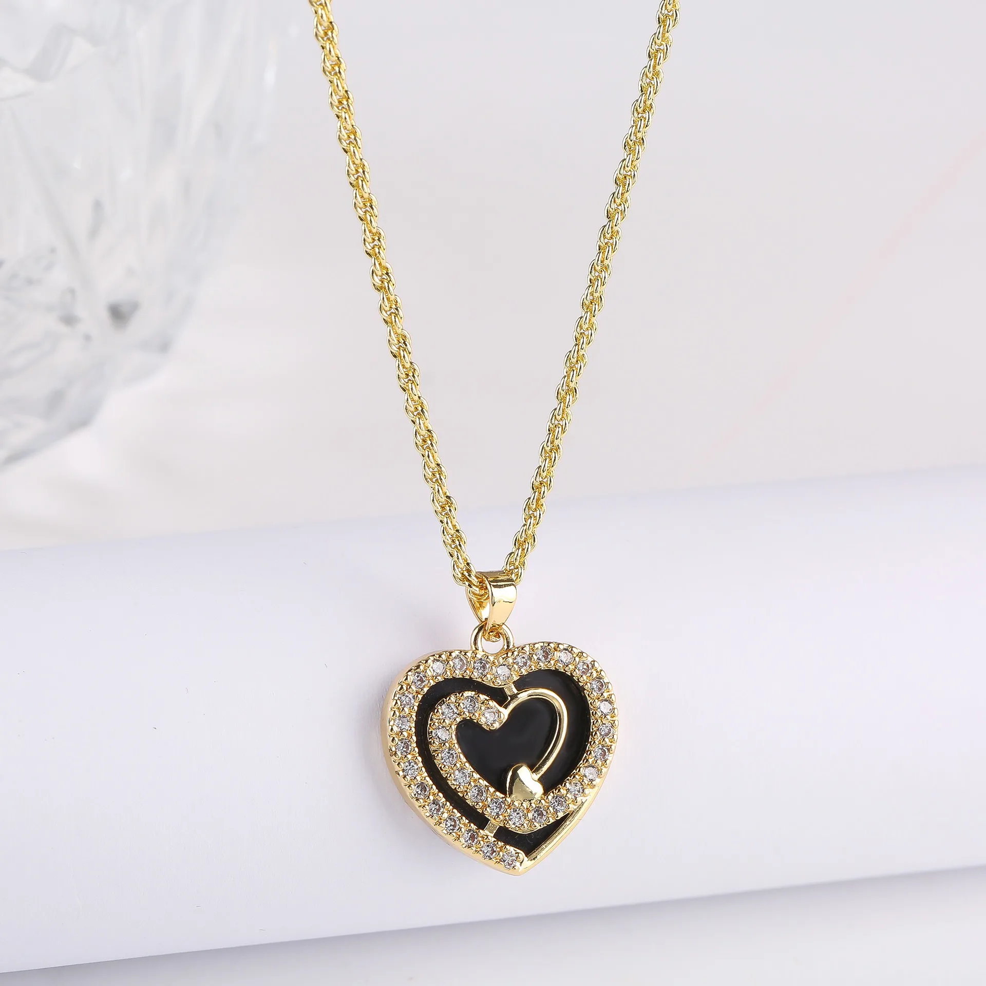 Juego de collar de circonio para mujer, conjunto de cobre de amor, Concha adjunta, Día de San Valentín, regalo de joyería de trébol para mujer, fiesta de moda