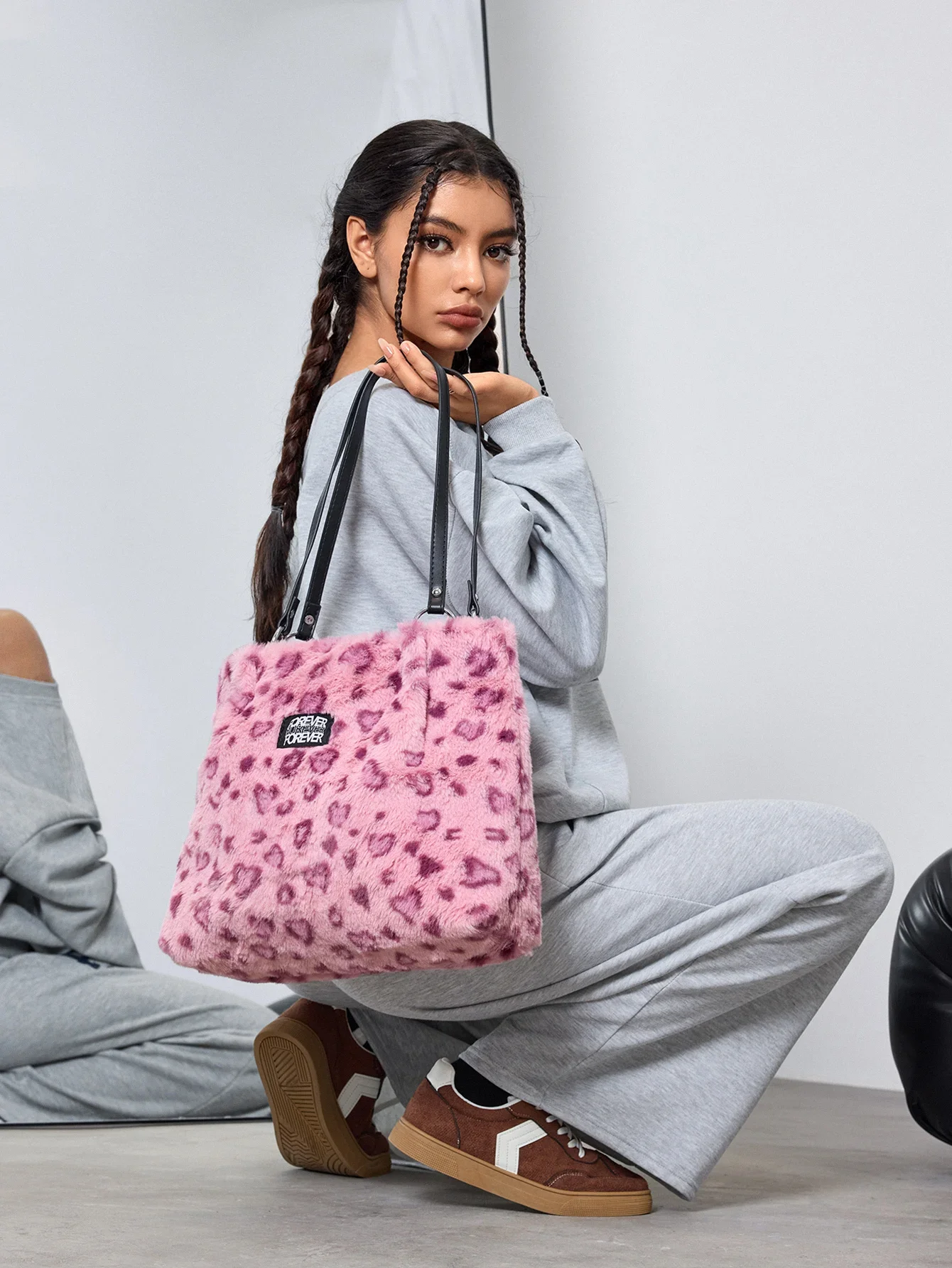 DareSee Soft, Puffer, Fluffy, Plush, Fuzzy 1pc Pink Leopard Print Plush Tote Bag With Metallic Ring Decor And Large Capacity For Daily Use Of Women For Girls, Women, College Students, Rookies & White-Collar Workers For Autumn & Winter, For Fall view 3