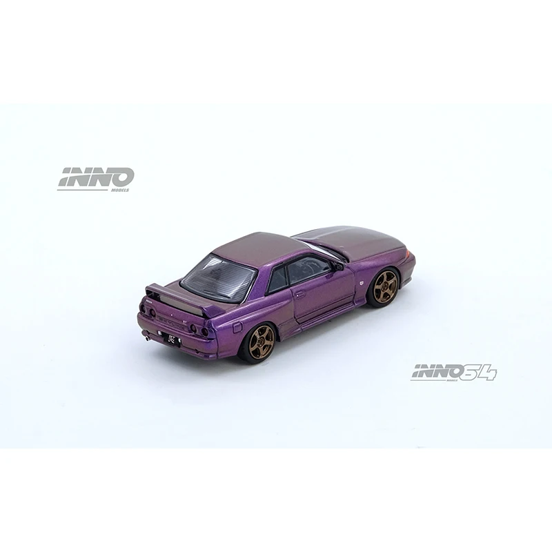 PreSale INNO 1:64 R34 GTR TOP SECRET White Diecast Diorama Car Model Collection Miniature Toys
