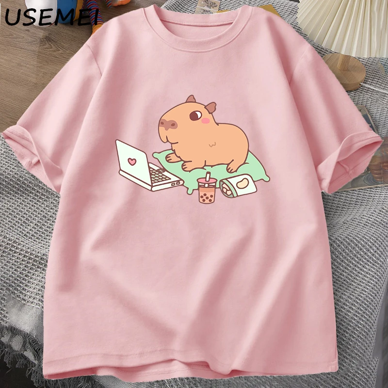 Capybara Use Computer Tshirt Men Funny Loose Cotton Tops Casual Summer Clothes Oversize Soft T-Shirt Man Clothes Streetwear Top