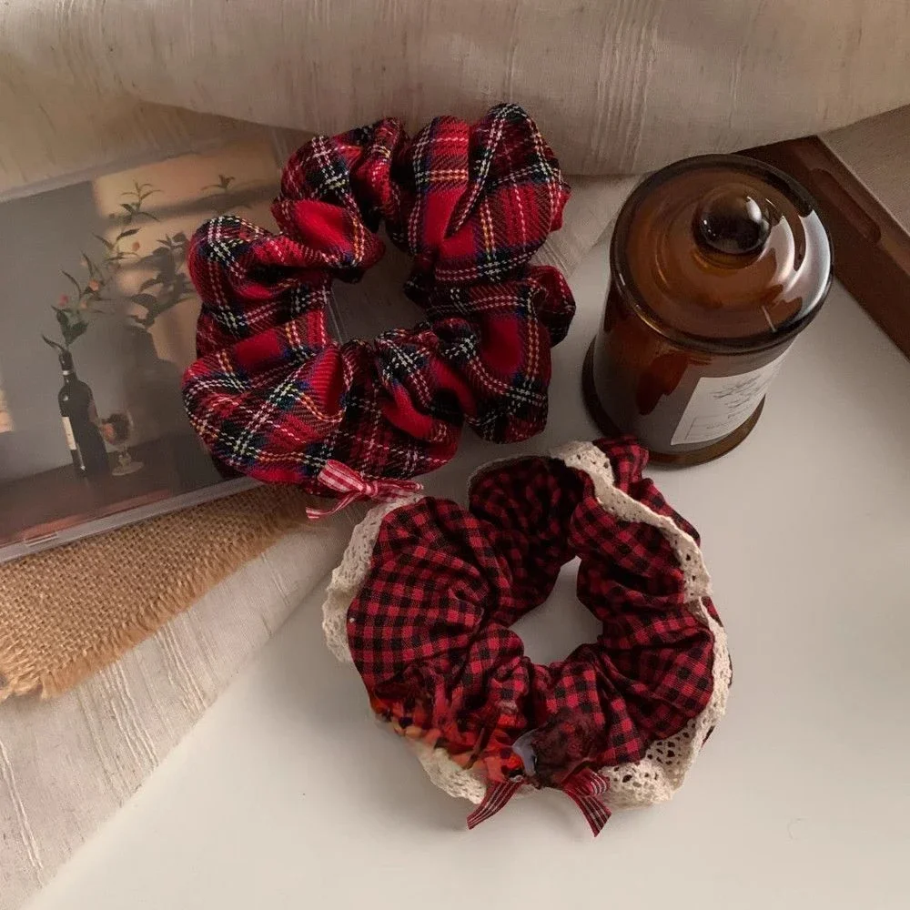 

New Retro hair circle Elegant red-checkered Print Lace Edge Wide women Girls Hair Tie Christmas New Year Fashionable niche