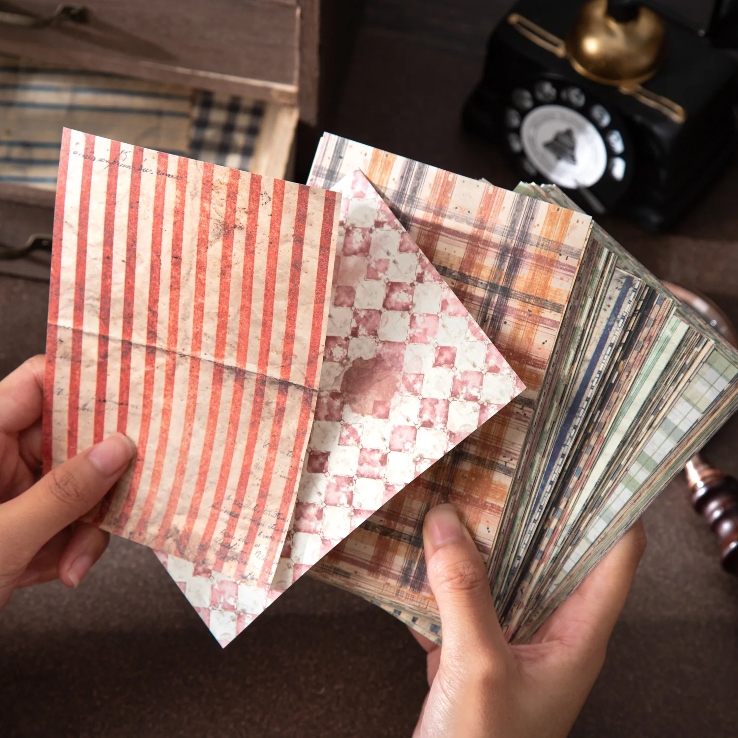 30sheets/lot Memo Pads Material Paper Time woven pattern Junk Journal Scrapbooking Cards Retro Background Decoration Paper