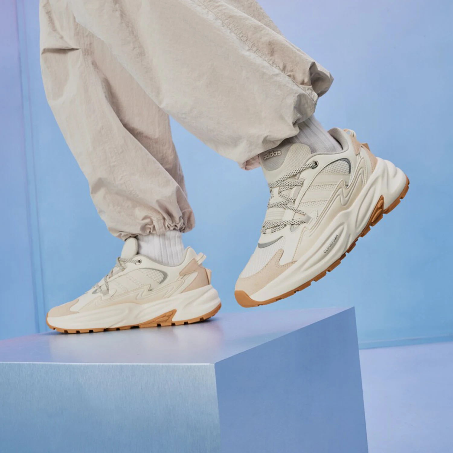 

Adidas Originals OZWAVE SURGE Унисекс Обувь для папы с сетчатой подушкой JR3185