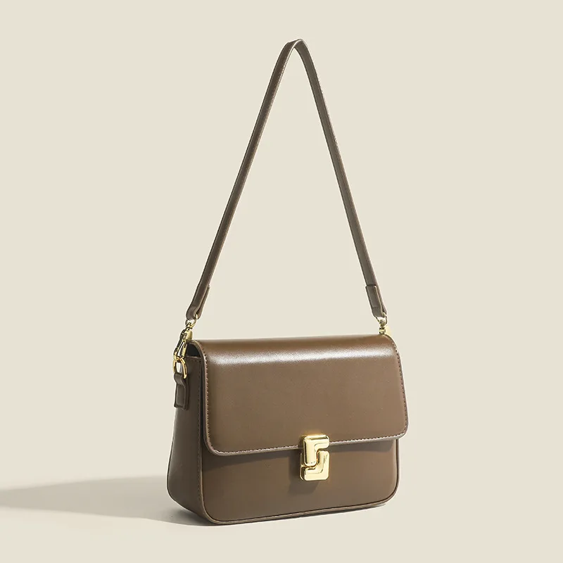 Модная кожаная сумка-рюкзак для пригородных поездок с элегантным дизайнерским дизайном и однотонным дизайном