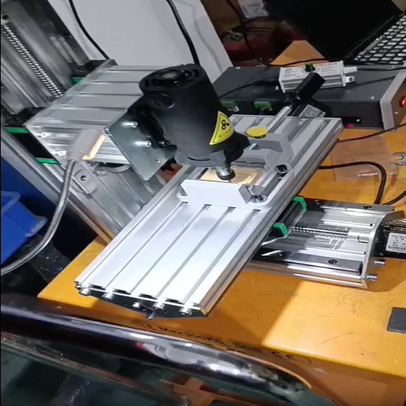 5 Axis Wood Carving Vertical PCB Milling 4 Axis Column Type Metal Drilling 2515