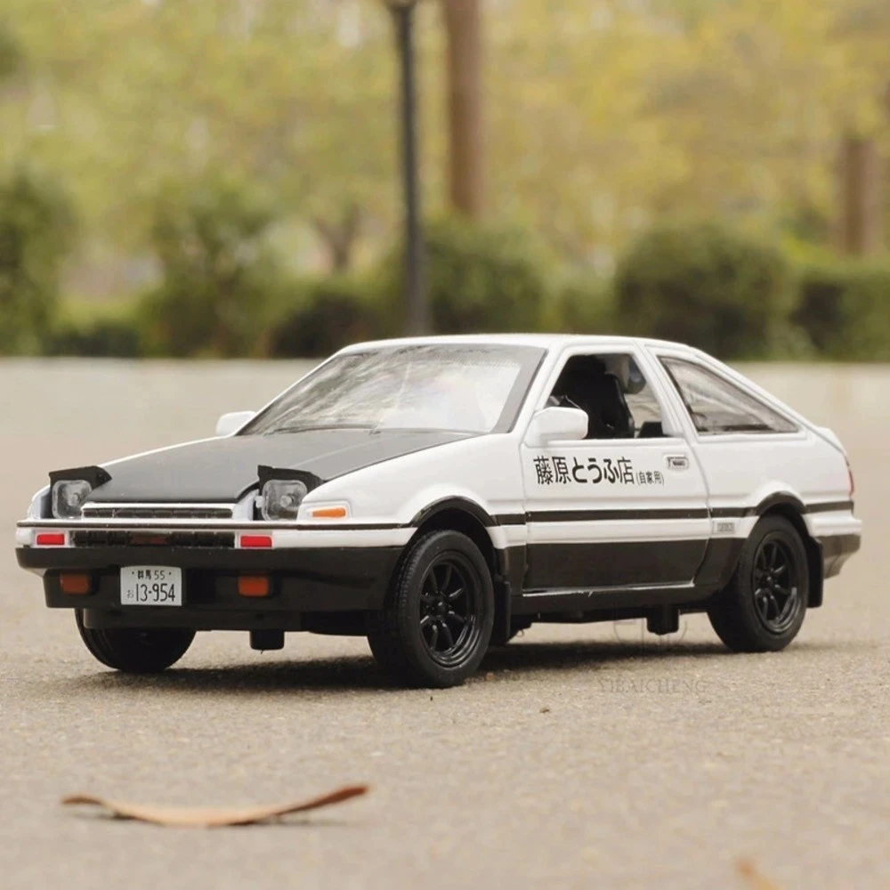 1:32 Initial D AE86 Alloy Car Models Toys Metal Diecast Initial D Exquisite Workmanship Car With Pull Back Toys For Kids Gifts