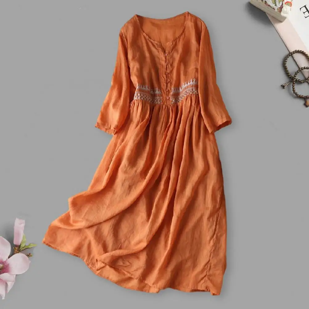 Women Midi Dress Half-open Button Dress Bohemian Embroidered Midi Dress with O-neck Long Sleeves Vintage Ethnic Style for Summer