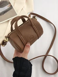 Crossbody Bag Versatile Women's Wallet Fashionable Summer Design Bag Soft PU Leather Zipper Closure Casual Scene