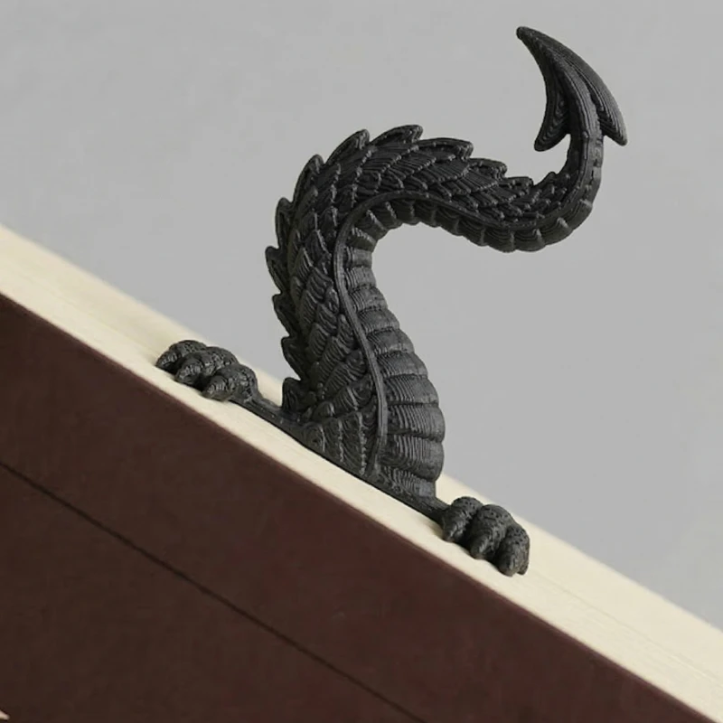 2Pcs Dragon Tail Bookmark, Unique Fantasy Style Reader Accessory, Scaled Dragon Mythical Design, Artistic Reading Gift for Fanta