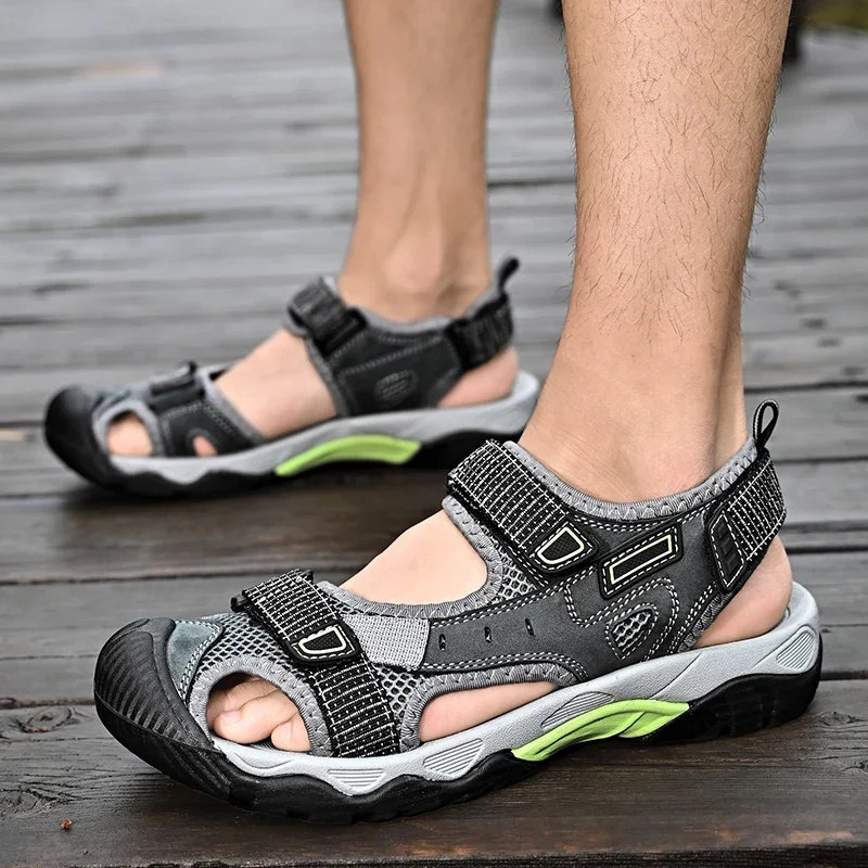 New Summer Men Genuine Leather Sandals Outdoor Sneakers Large Size Men Casual Beach Sandals Non-Slip Summer Men\'s Wading Shoes