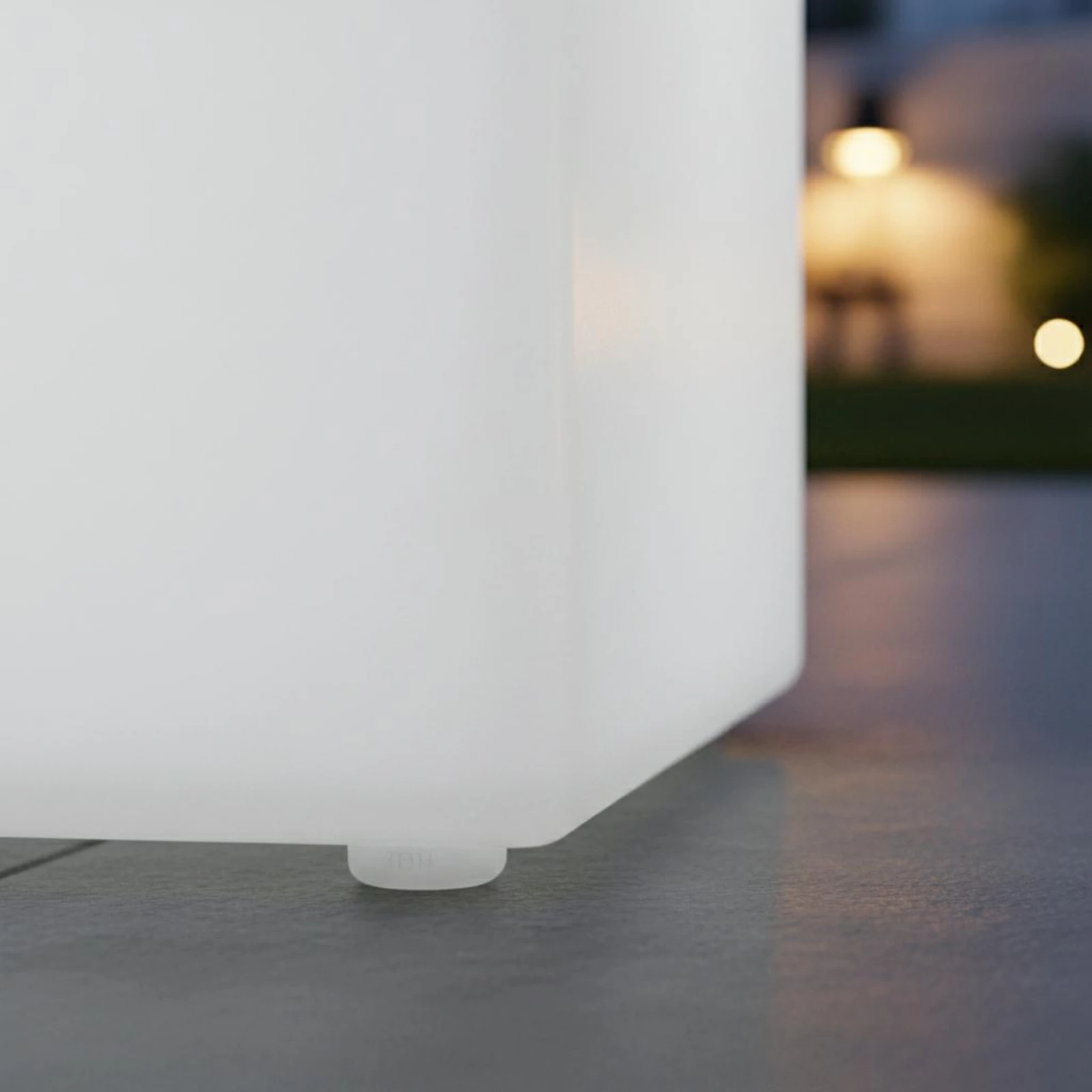 LED Cube Stool 16 Colors LED Cube Lamp Illuminate Stool Dimmable Decor Item Cool to the Contact for Bar