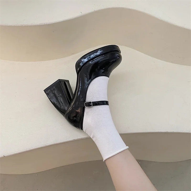 2024Mary Jane Shoes Women Retro British Style Hepburn Black High Heel One Word Buckle Thick Heel Square Head Single Shoes Women