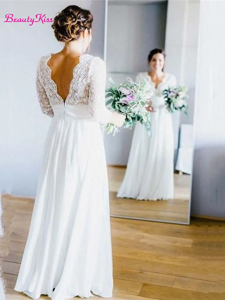 ชุดแต่งงานชีฟองสไตล์โบฮีเมียน คอวี แขน 3/4 ผ้าลูกไม้ลึก ด้านหลังเปลือย สำหรับงานแต่งริมชายหาด ชุดเจ้าสาว