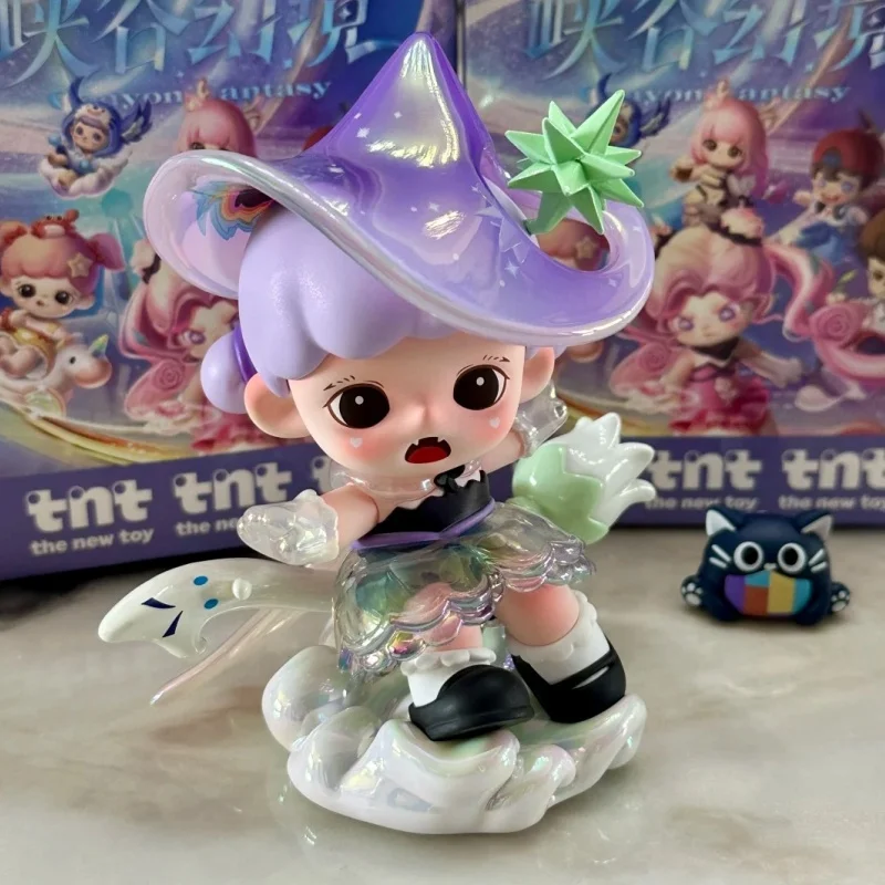 

New Product Official Genuine Co Branded Series Trendy Play Blind Box Cute Desktop Decoration Ornament Collect Toys Festival Gift