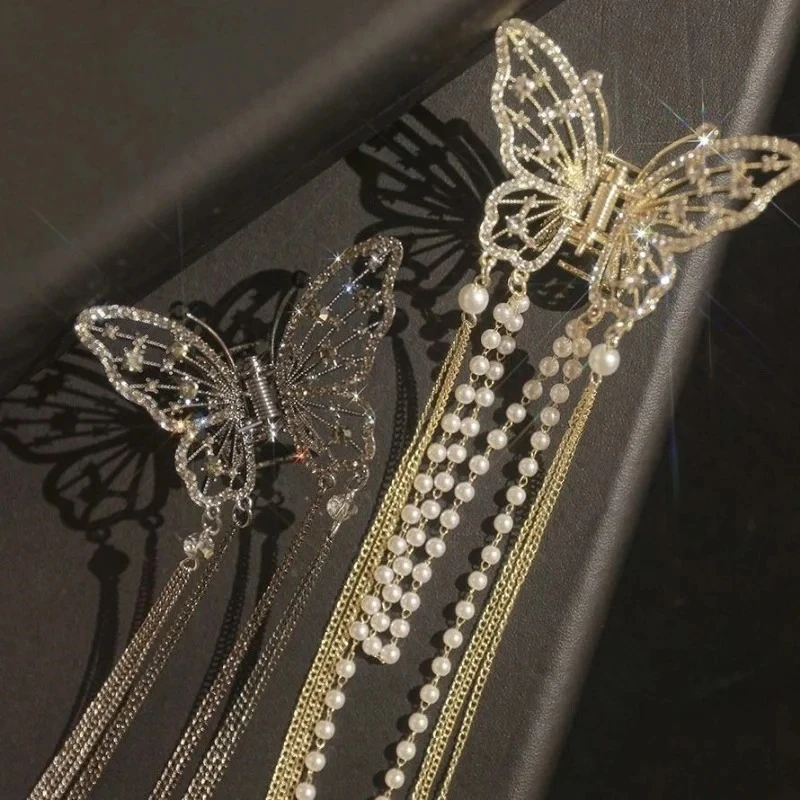 Horquilla con borla de mariposa hueca Retro para mujer, coleta coreana con diamantes de imitación, accesorios elegantes para el cabello con perlas
