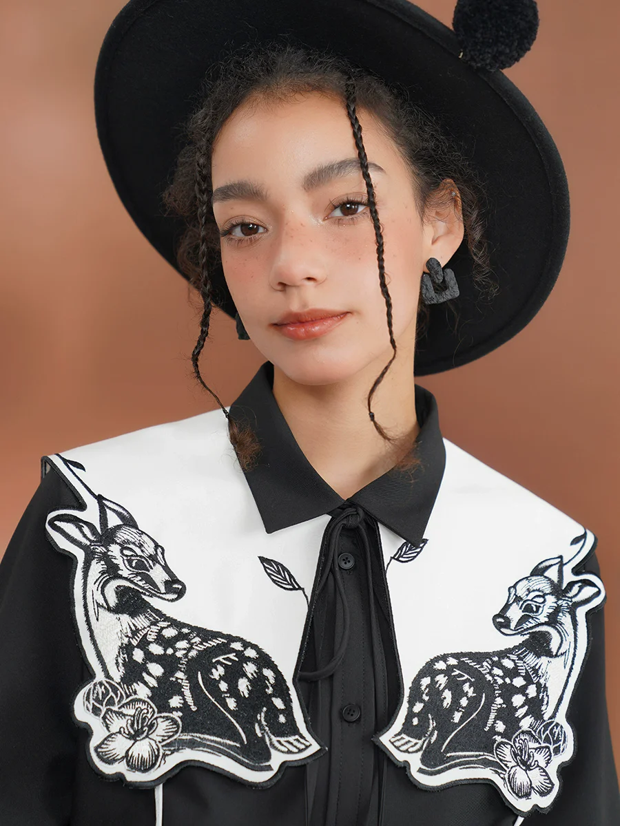 

Spring Autumn Original Design Women Vintage Exquisite Detachable Fawn Embroidered Black Shirts/Blouse