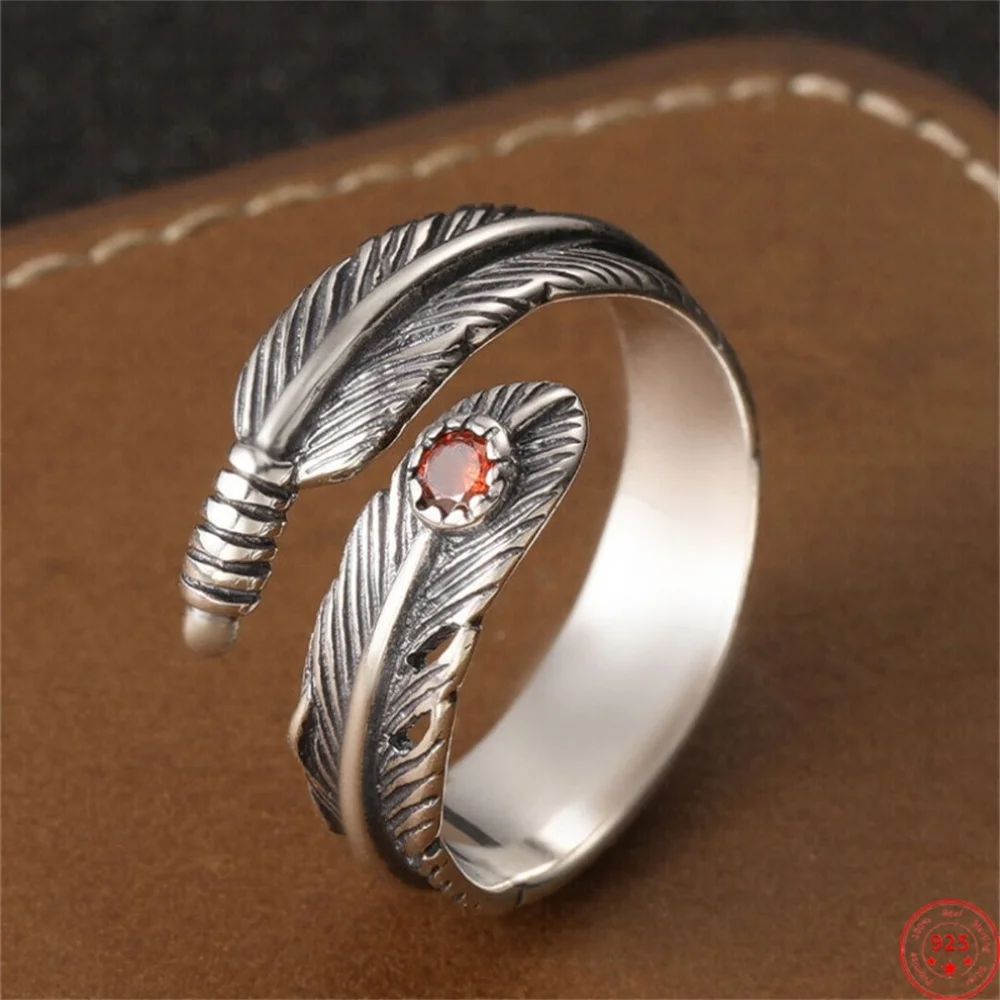 

Кольца-подвески из стерлингового серебра 925 пробы для мужчин и женщин, тиснение, инкрустированные перьями, красный циркон, панк, этнический стиль, ретро ювелирные изделия, оптовая продажа