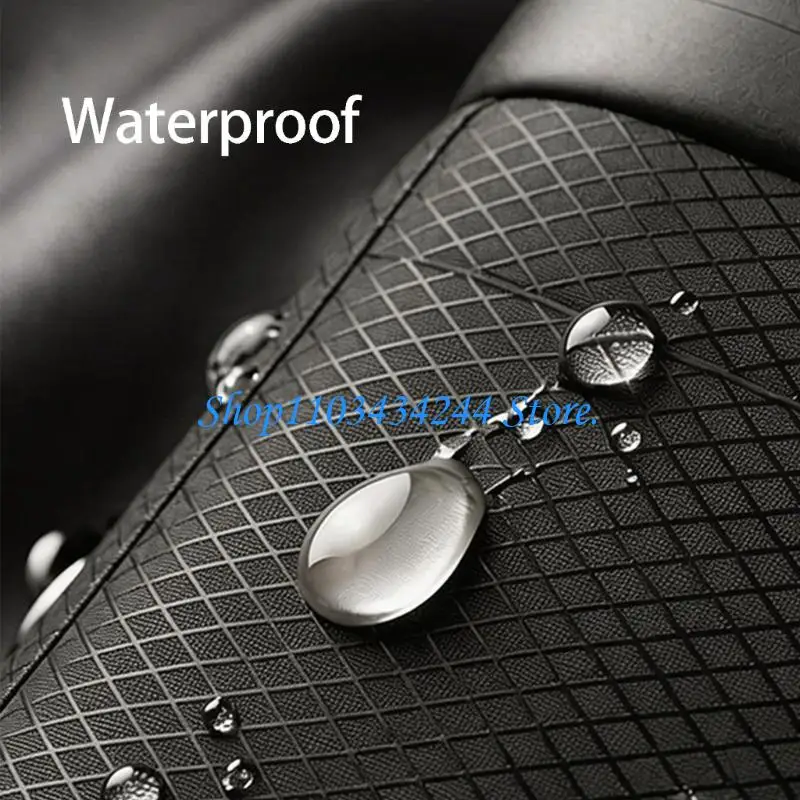 

Compact Refrigerated Baby Container Bag Cooling Case With Adjustable Strap And ℃/℉ Switching
