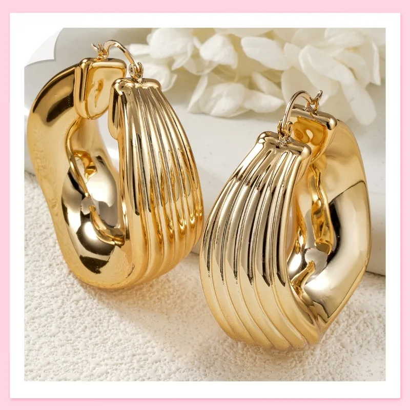 

Эффектные металлические многослойные серьги-кольца с узором «Арфа», нишевые, простые и универсальные, для повседневной носки, женские