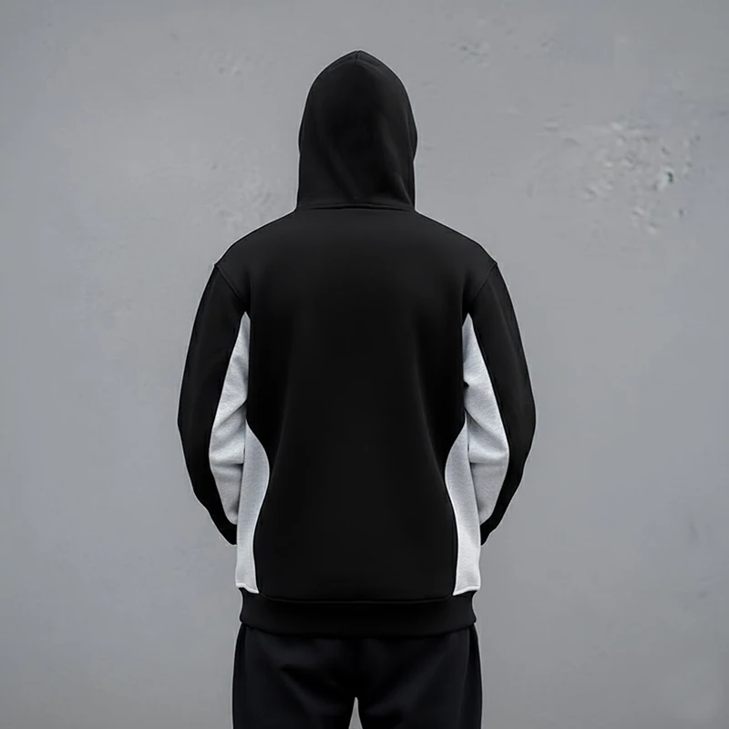 Felpa con cappuccio patchwork in bianco e nero stile casual per l'inverno 2025 Pullover con mezza cerniera Top alla moda e versatile