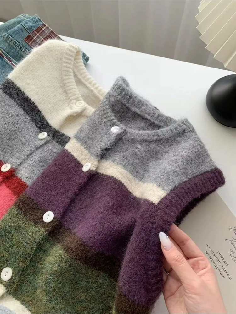 コントラストカラーストライプニットベスト レディース 2025年秋 ラウンドネック シングルブレストセーター カジュアル ヴィンテージ チョッキ トップス
