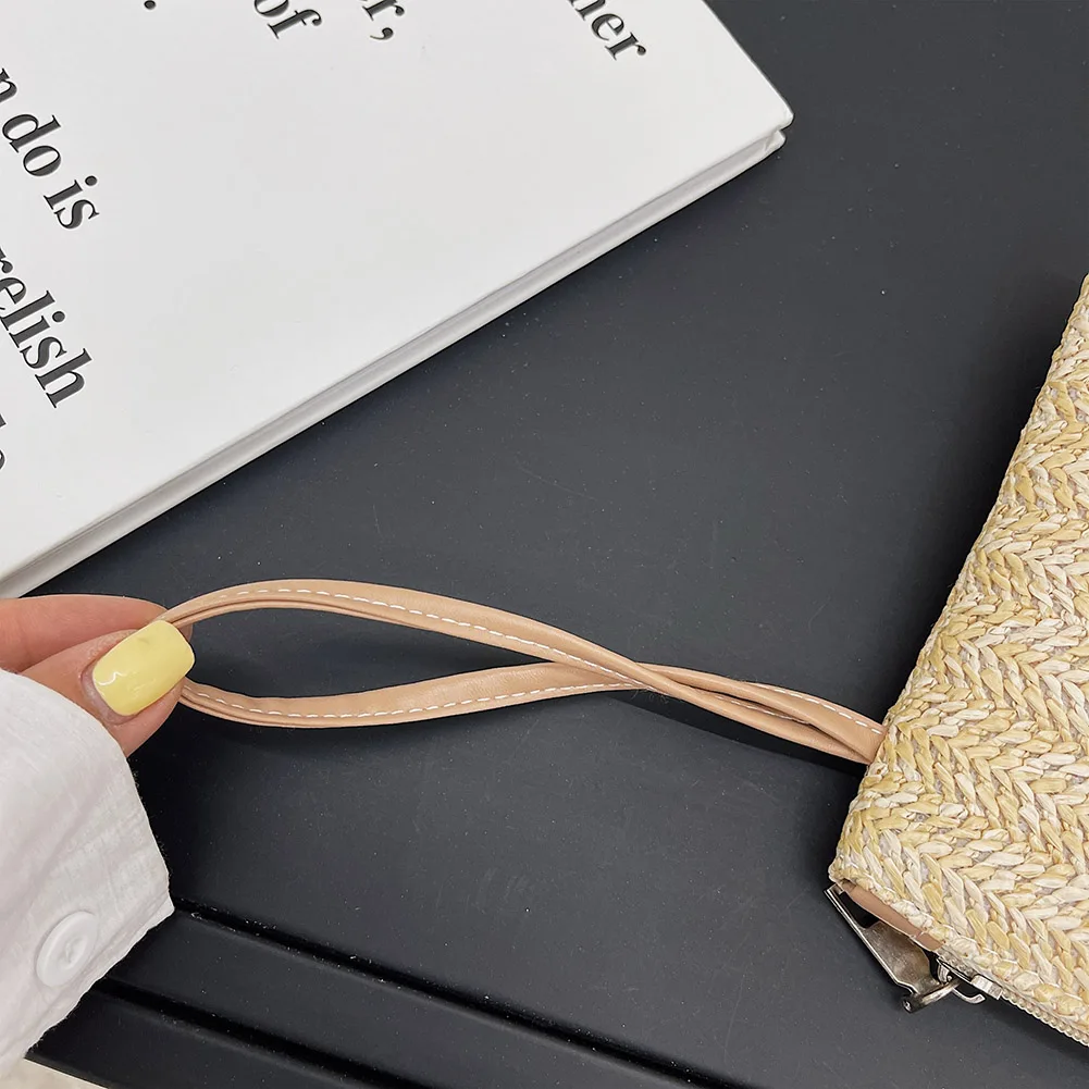 Fashion Women Bohemian Woven Clutch Wristlet Bag Summer Beach Handbags Purse Women Summer Retro Straw Knitted Handbag