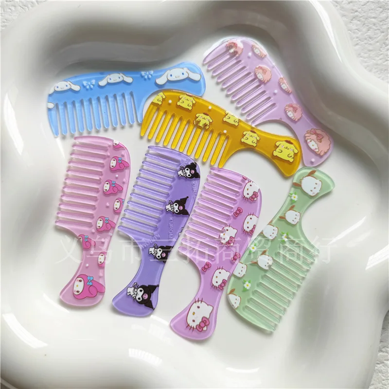 

Sanrio Cartoon Hello Kitty Peripheral Comb Small Comb Anime Doll Girl Heart Cute Portable Comb Children's Toys Wholesale