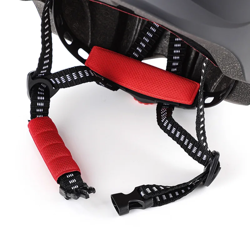 乗馬ヘルメット、サンバイザーと優れた通気性を備えた乗馬ヘルメット、男性、女性、若者向けの調節可能な安全ヘルメット