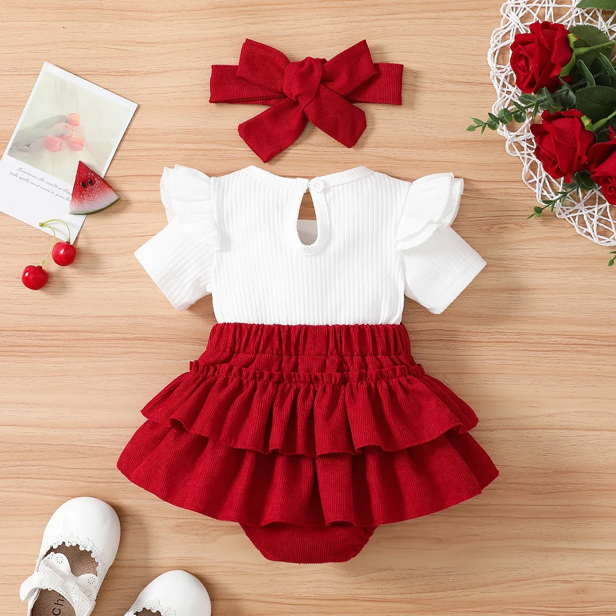 PatPat 2pcs Baby Girl Ruffle Trim Bow Decor Short-sleeve Solid Spliced Romper & Headband Set Suitable for Summer Season