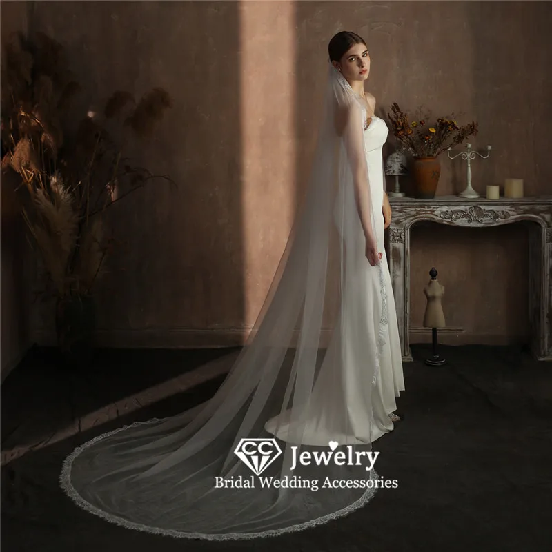 

CC Свадебная фата Женские аксессуары для волос Свадебное платье Обручальная прическа Элегантная длинная фата 2,5 м с кружевным краем и расческой V329