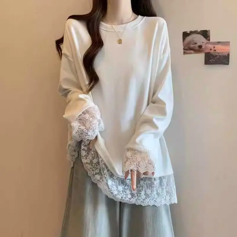 Camiseta de manga larga con empalme de encaje y cuello redondo de fibra de algodón puro para ocultar carne adelgazante de longitud media estilo perezoso de talla grande