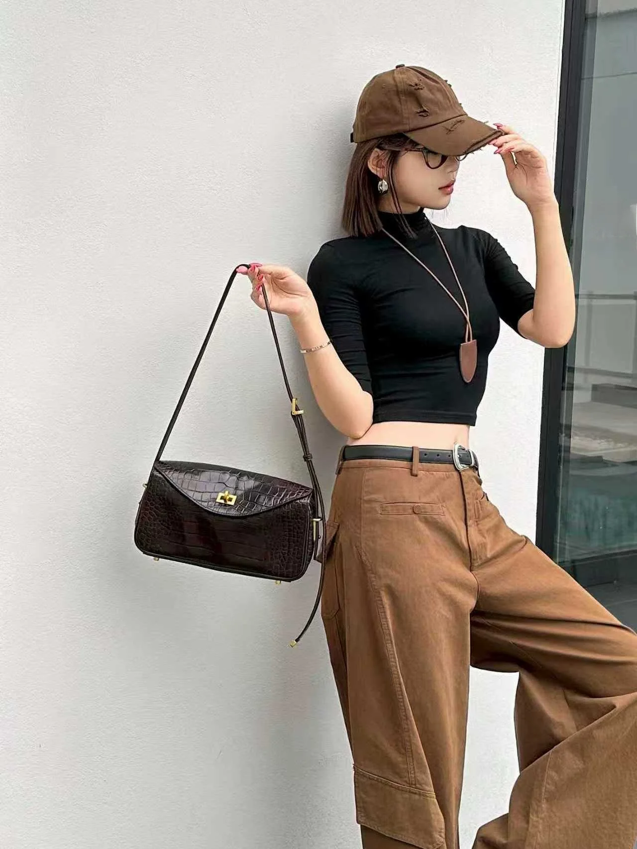 sac-a-bandouliere-en-cuir-veritable-pour-femme-nouvelle-collection-ete-2026-sac-decontracte-haut-de-gamme-a-porter-a-l'epaule-ou-sous-le-bras