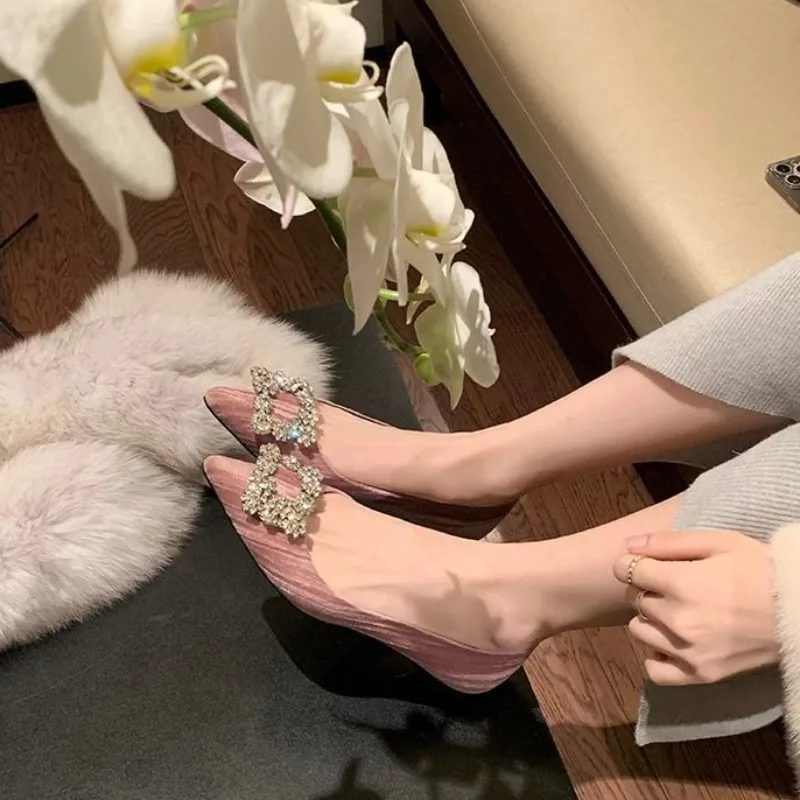 2026 New Women Flat Shoes Pointed Toe Low Cut French Style Soft Velvet Leather Square Buckle Rhinestone Wedding Party Pumps