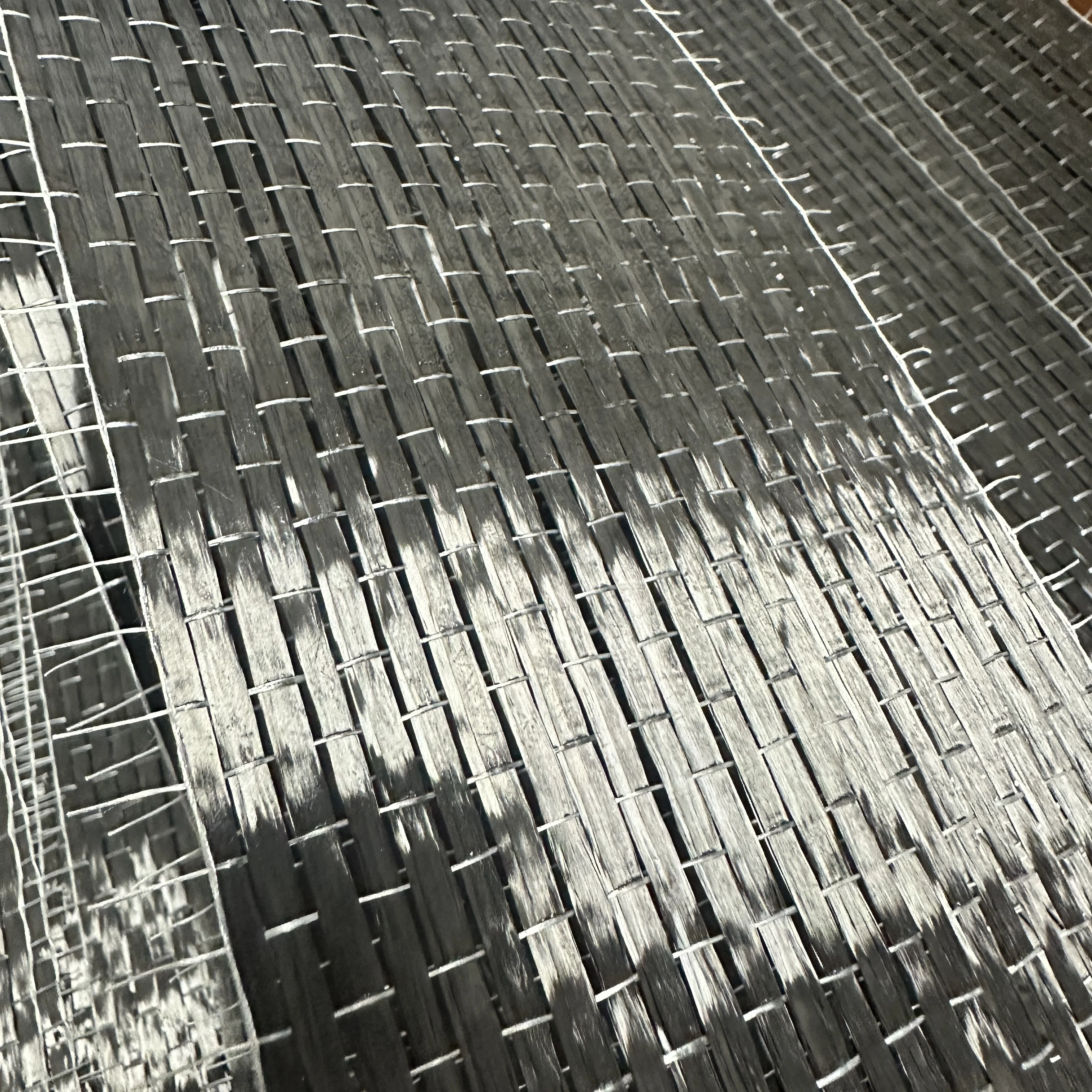 

12k 200gsm 4/8/12''UD fabric, wide carbon fiber unidirectional fabric, high-strength repair material tensile strength of 3400Mpa