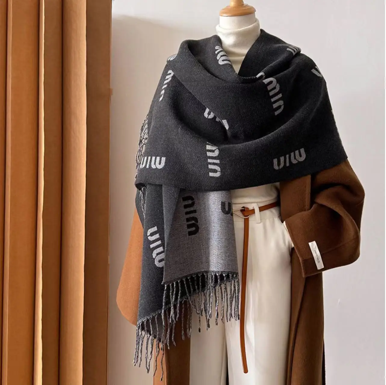 2026 New Scarf Women Winter Color Matching Warm Scarves Imitation Cashmere Letters Double-sided Thickened Air Conditioner Shawl