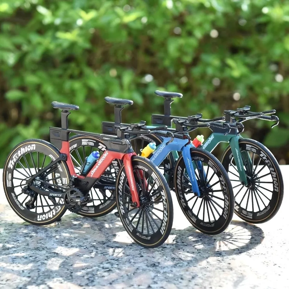 Novo modelo de bicicleta de estrada simulado vermelho azul verde com garrafa de água brinquedo de bicicleta colecionável colorido 1:8 ornamentos de bicicleta decoração de mesa