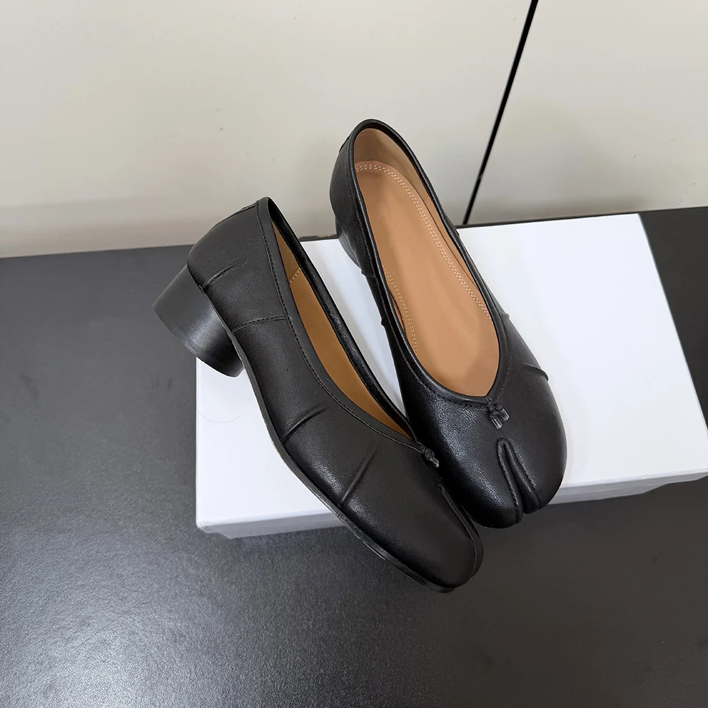 

Tibi Fashion Retro Folded Leather Low Heel Single Shoes Designer Brand Women's Ballet Mary Jane Shoes Split Toe Shoes