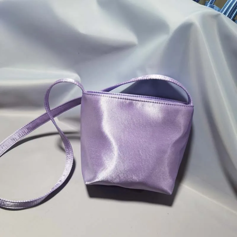 2026 Luxuriöse Retro Seiden-Satin Kleine Quadratische Tasche für Damen Mode Kosmetik-Handytasche Umhängetasche Trendiges Geschenk – Detail 11