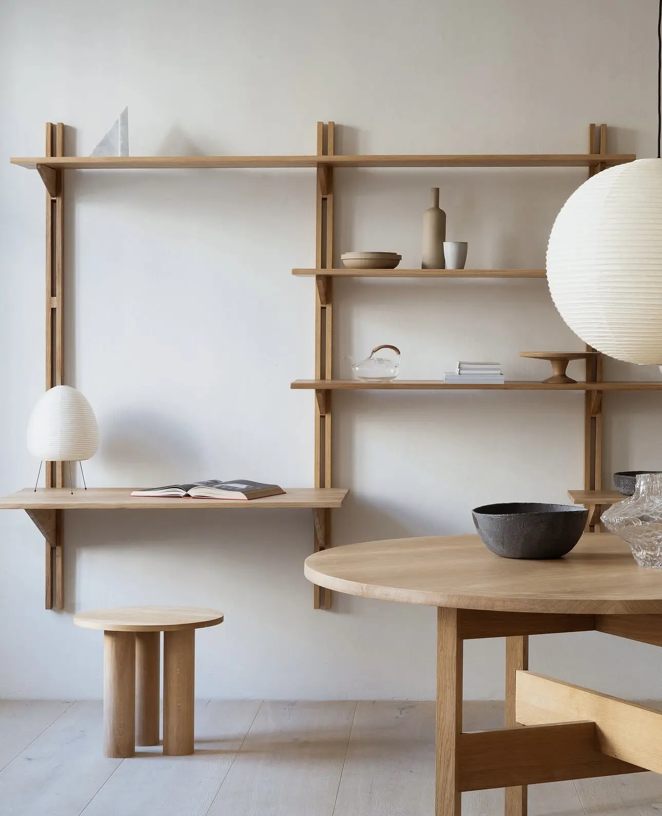 Wall shelf wall baffle solid wood bookshelf background wall display shelf storage creative display background tea room
